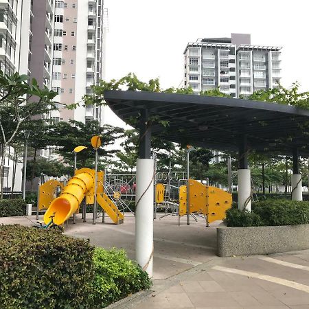 Singgah Putrajaya - 3 Bedrooms With Pool And Kl View 외부 사진