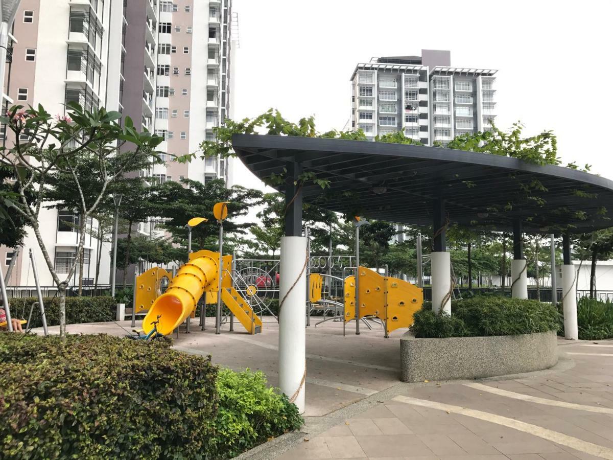 Singgah Putrajaya - 3 Bedrooms With Pool And Kl View 외부 사진